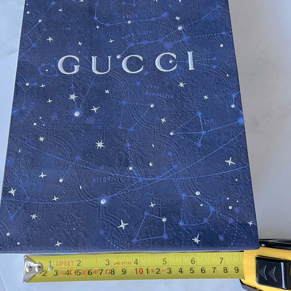 Gucci shoppers/paper bag, with cards/bill paper cover, in mint condition. - Picture 7 of 7